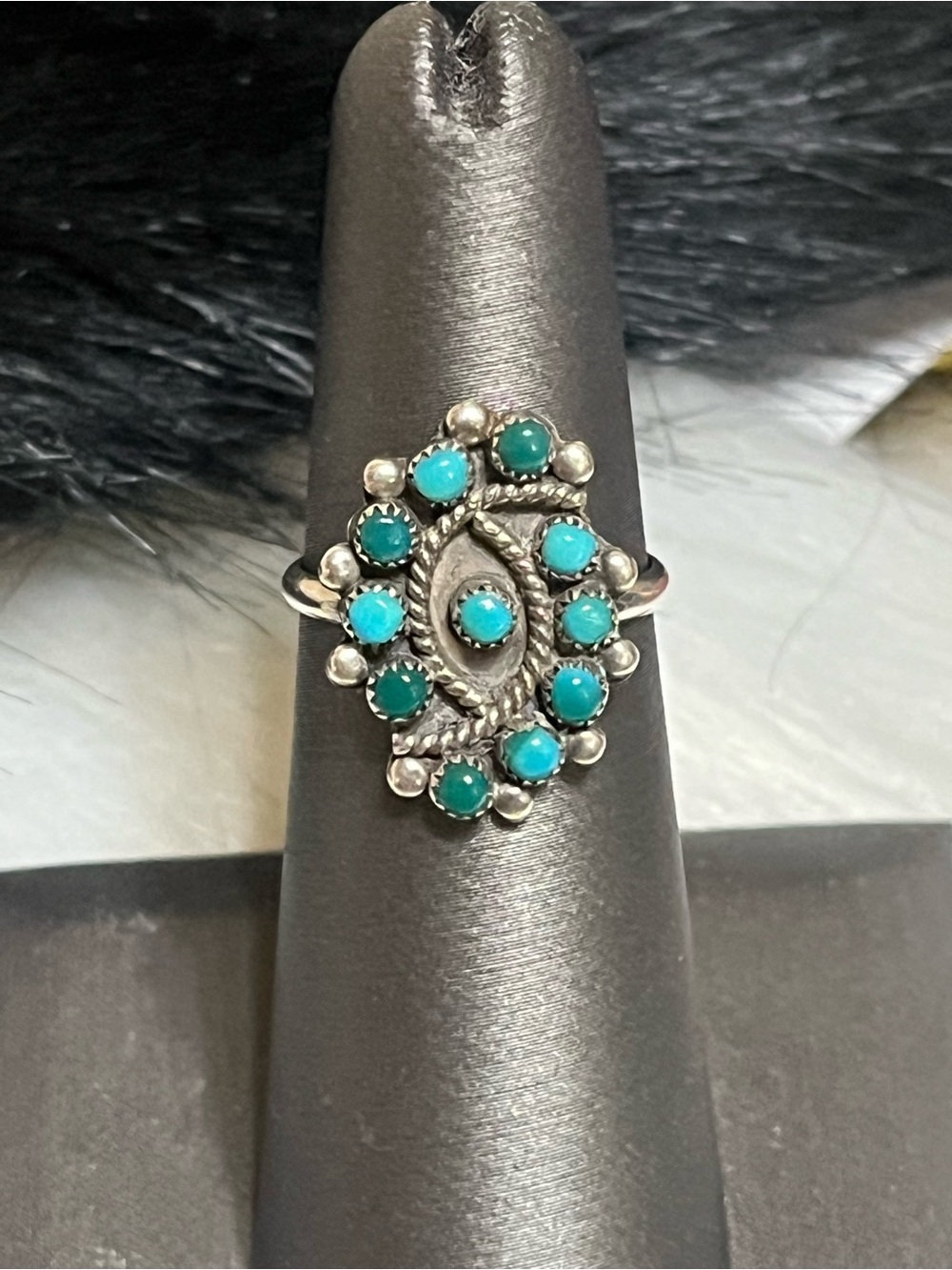 Vintage Petit Turquoise Ring